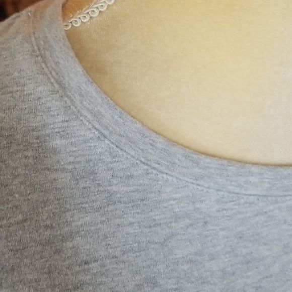 Lilly Pulitzer Fatima Heather Gray Embroidered Lace Rhinestone Sweatshirt Sz. M - Picture 5 of 10